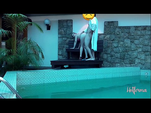 ❤️ Boss invitéiert Déngschtmeedchen an de Pool, mee konnt net engem waarm widderstoen Super Porn op lb.courseclass.ru ❌